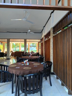 Breakfast served - Gili Palms Resort (Gili Trawangan)
