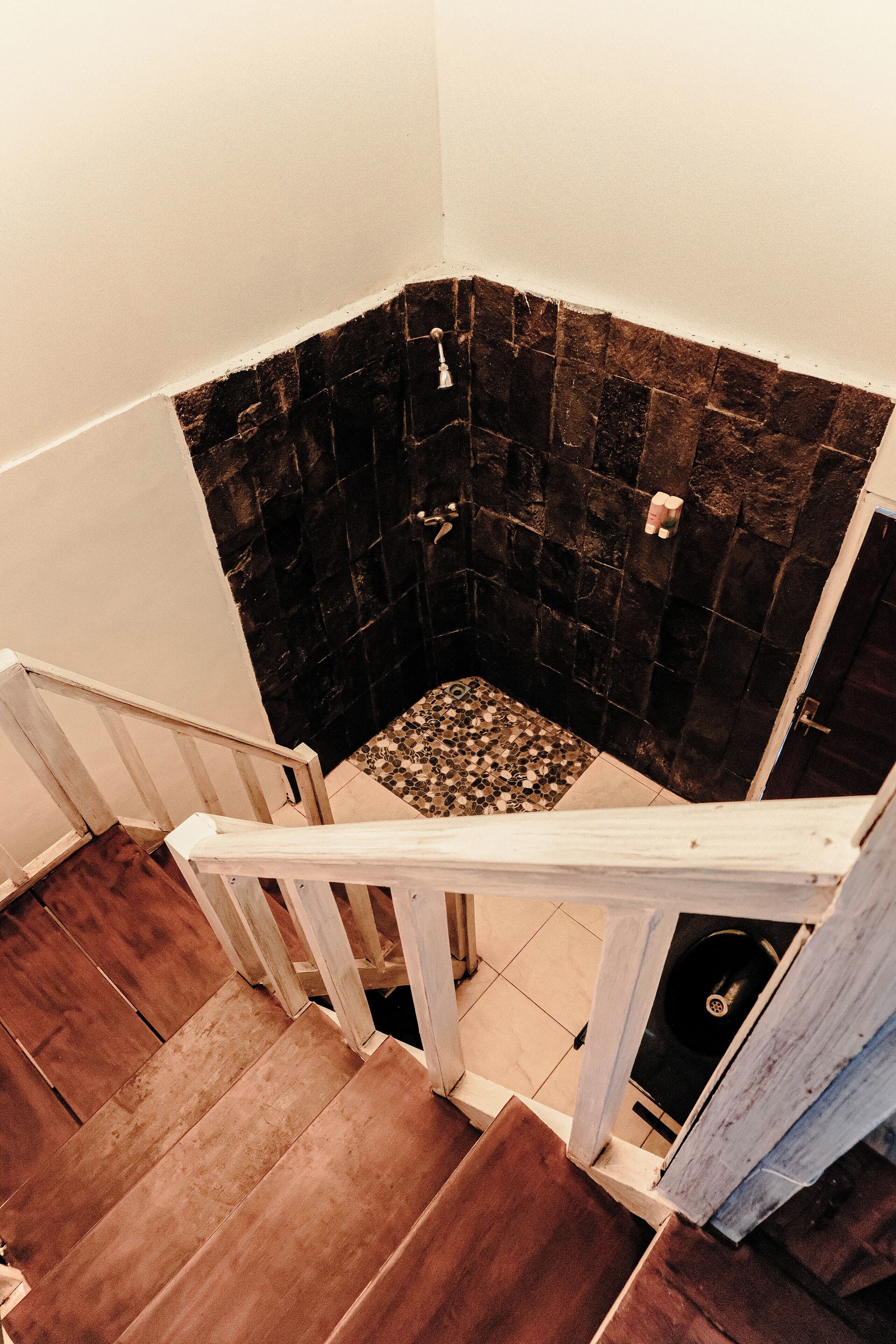 superior double room | bathroom | shower, free toiletries, towels