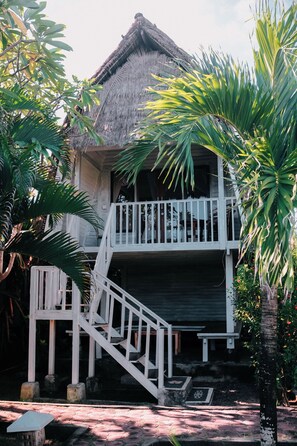 高级双人房 | 阳台