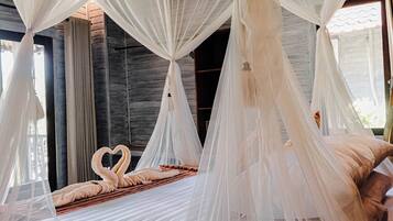 Quarto casal luxo | Banheiro | Chuveiro, produtos de toalete grátis, toalhas de banho