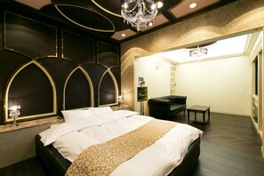 Junior Suite | Individually decorated, desk, soundproofing, free WiFi - Hotel Luna Sennan - Adults Only (Sennan)