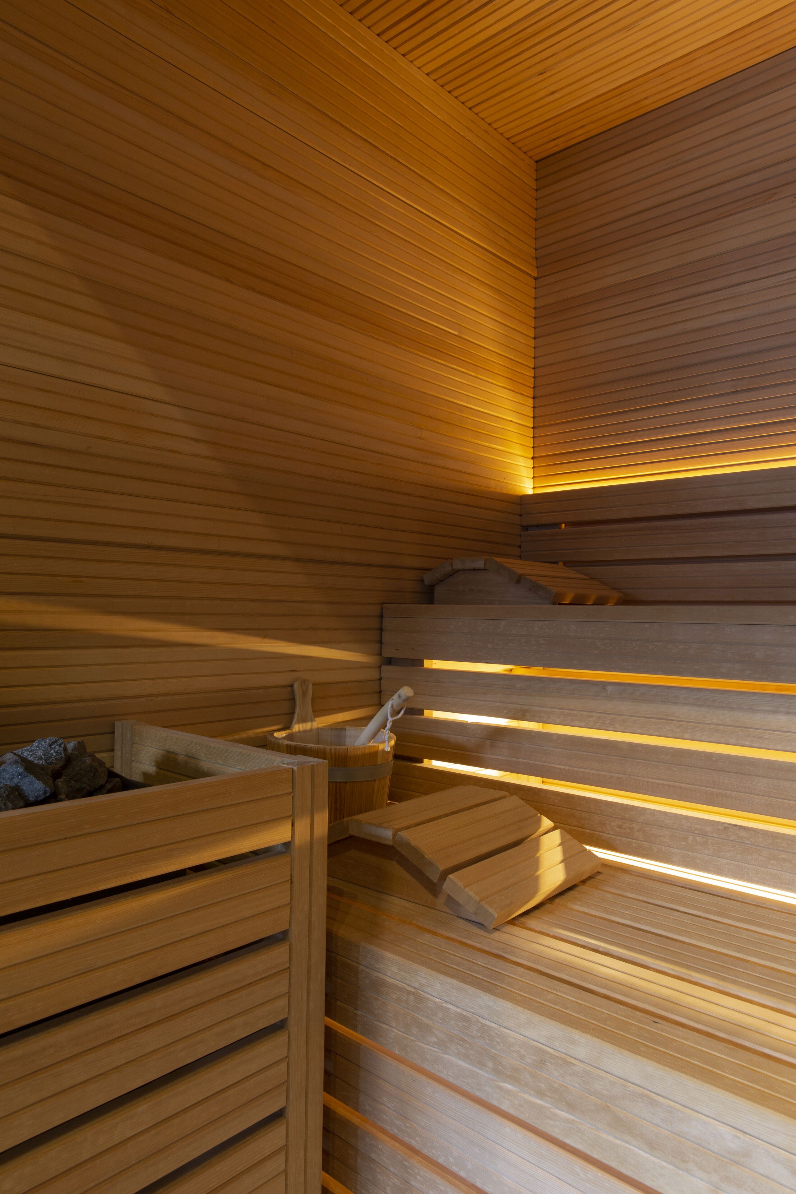 sauna, steam room