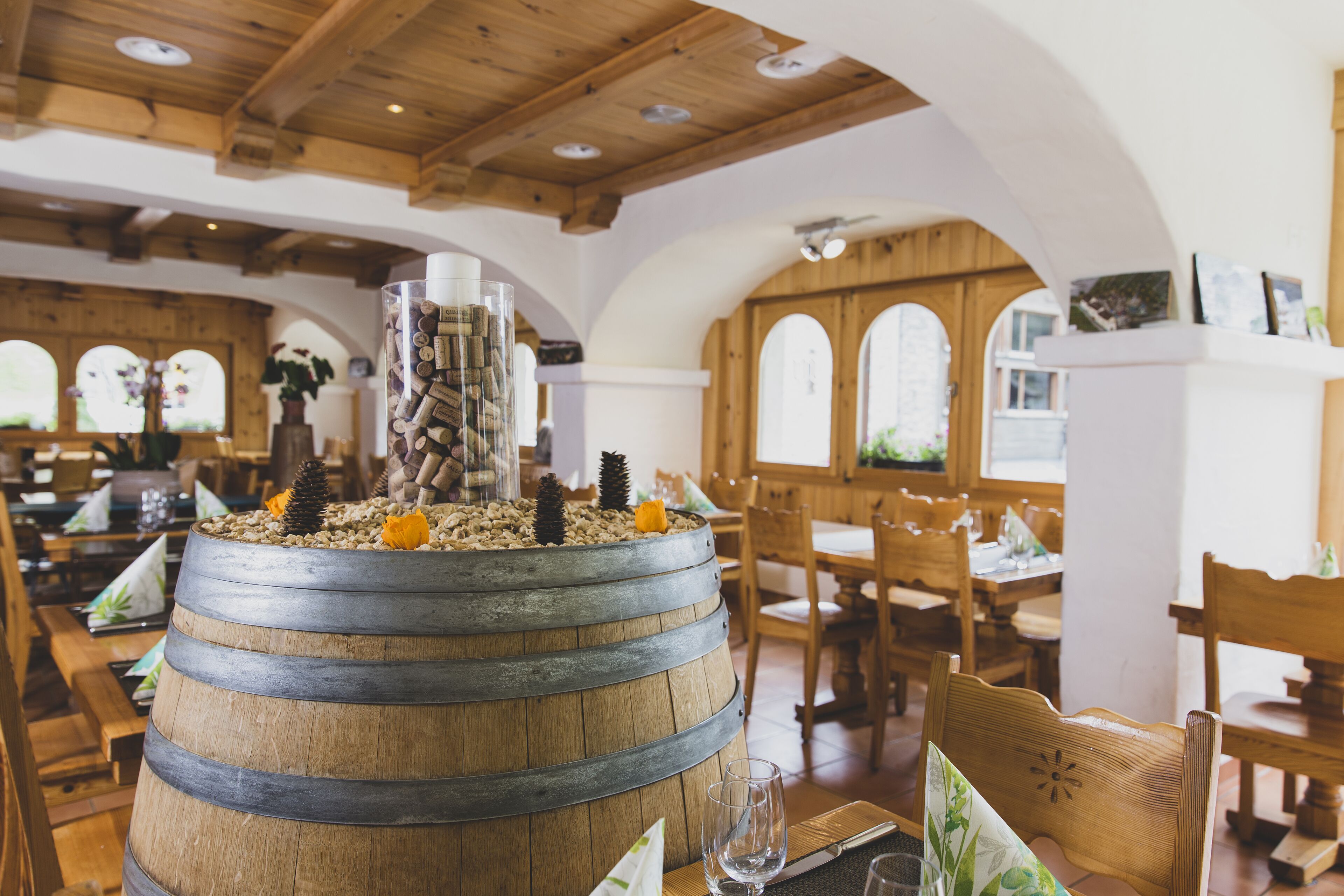 lunch and dinner served, regional cuisine