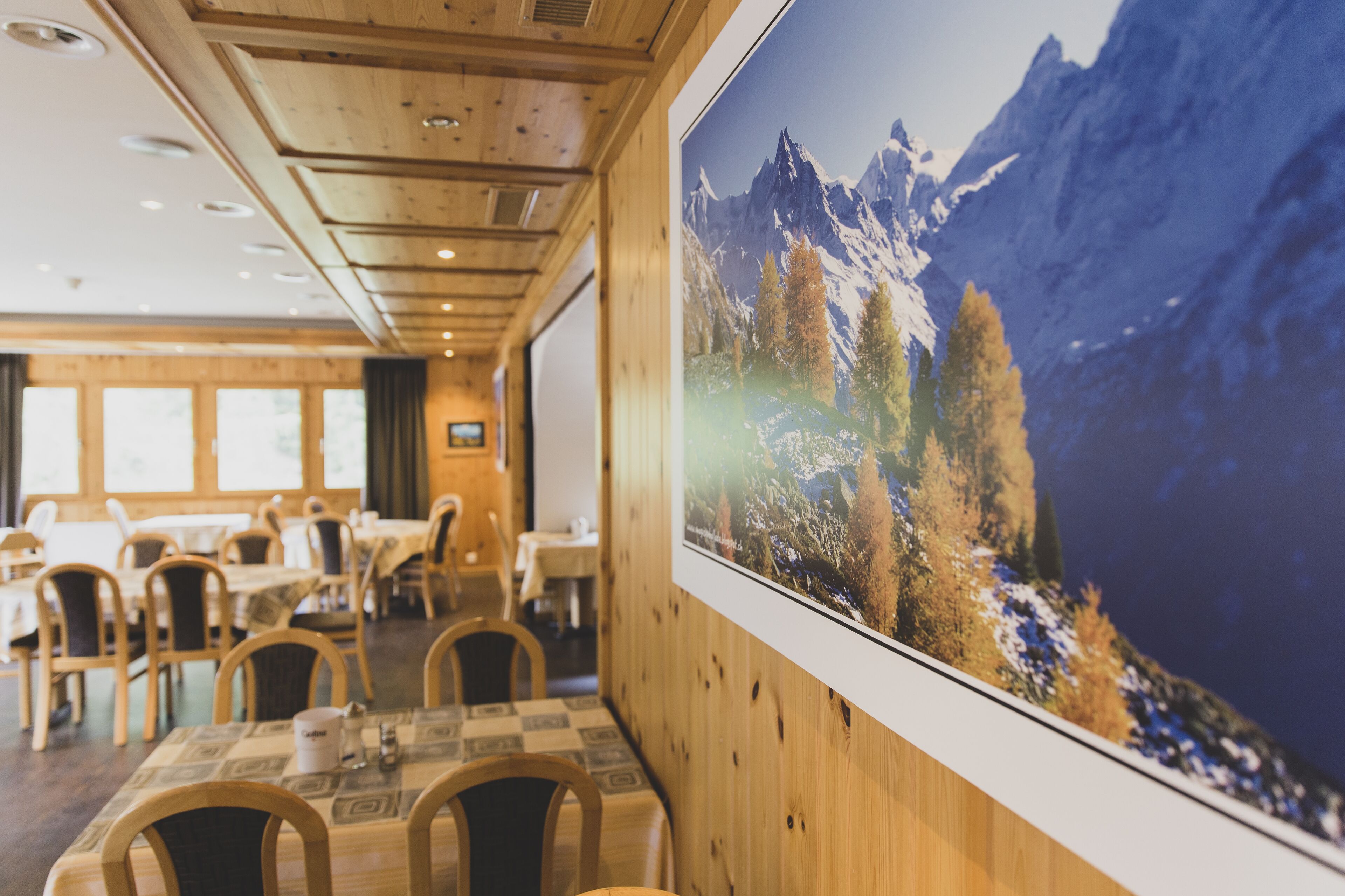 lunch and dinner served, regional cuisine