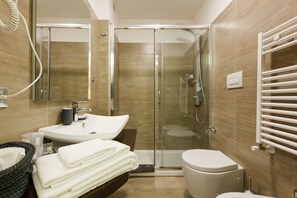 Standard Double or Twin Room, Ground Floor | Bathroom | Shower, rainfall showerhead, free toiletries, hair dryer - Domus Terenzio (Rome)