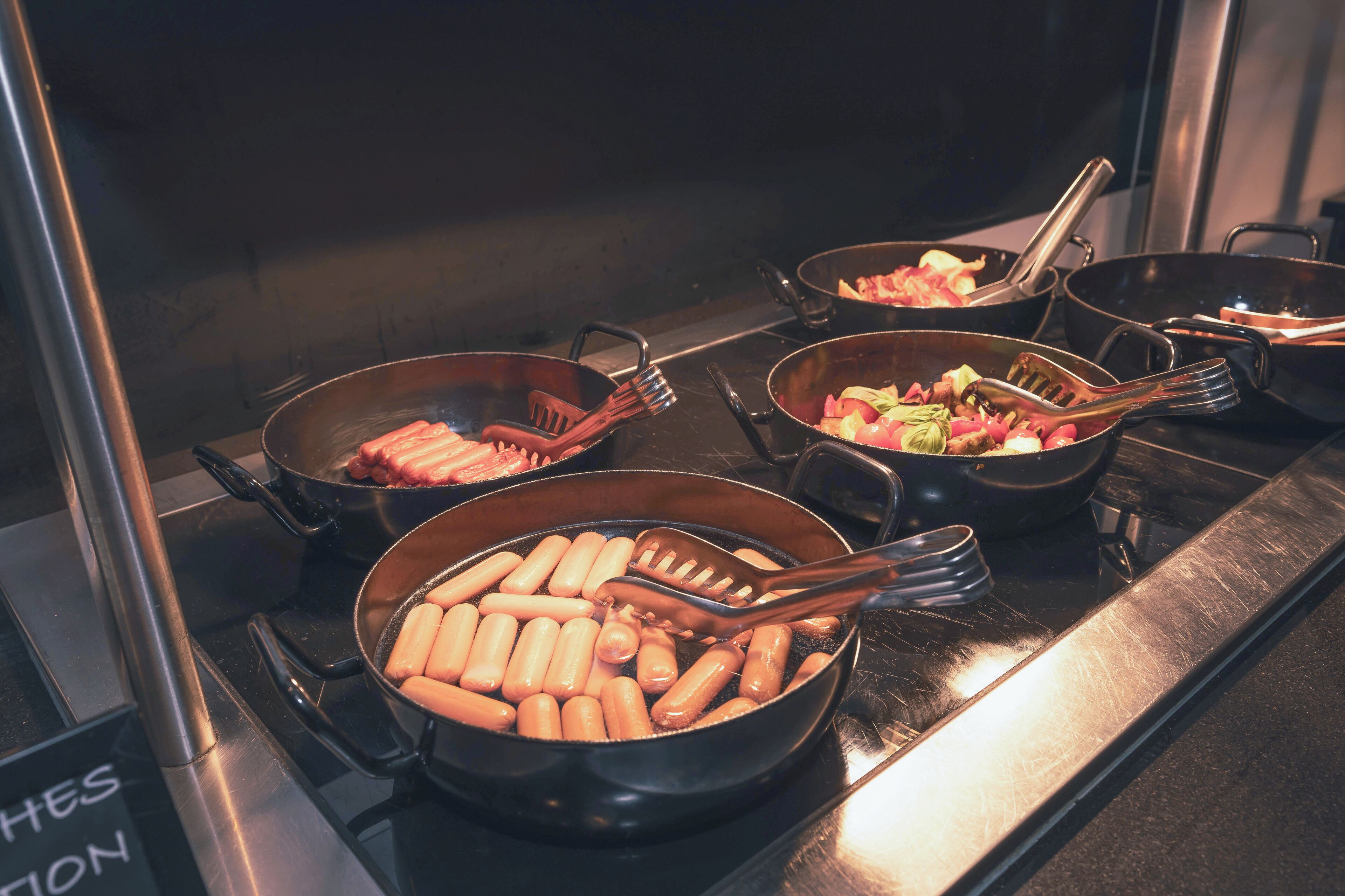 مطعم