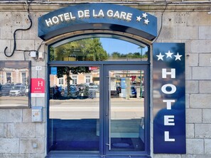 Property entrance - Hôtel de la Gare (Quimper)