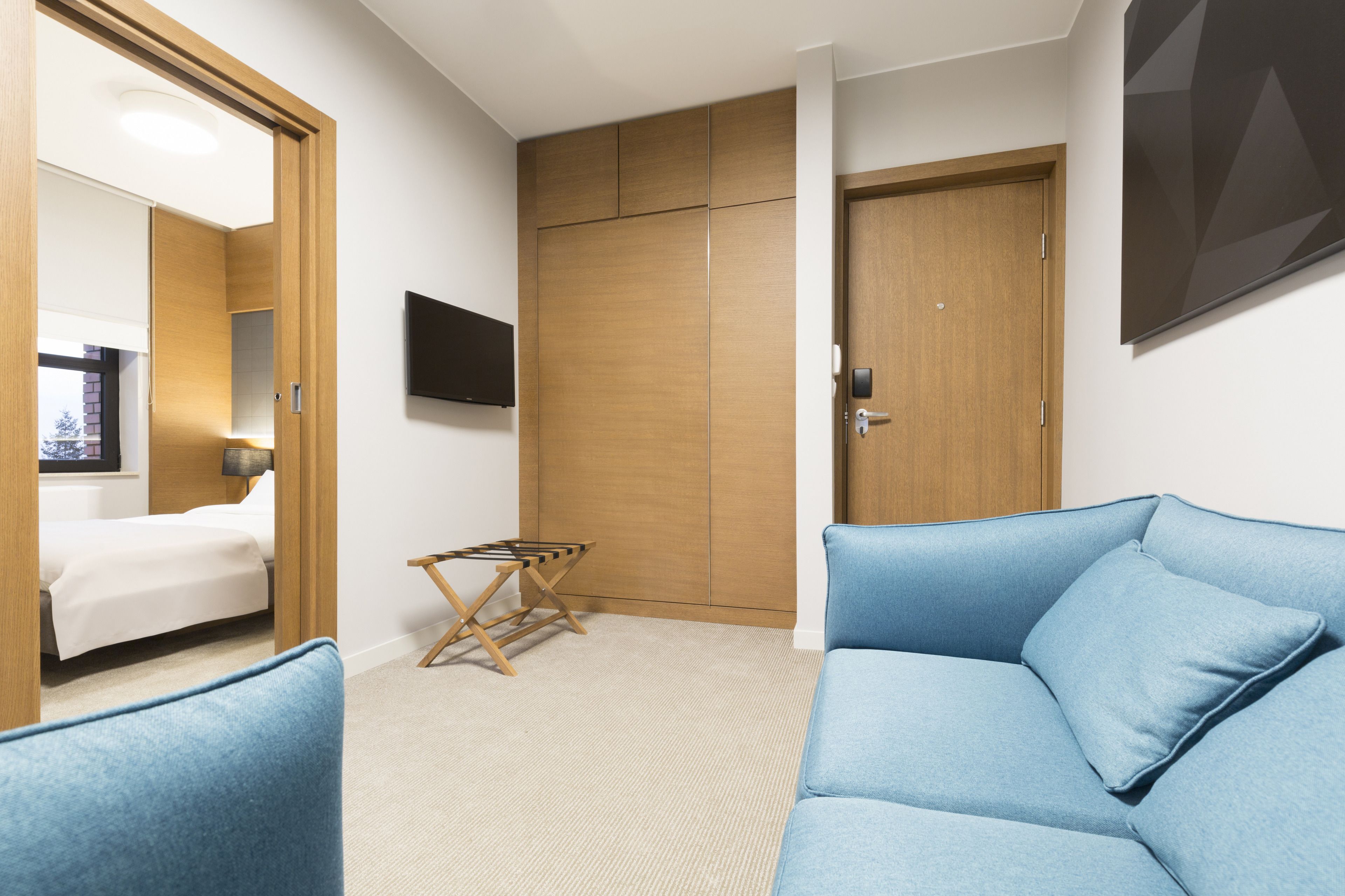 junior suite, 1 bedroom | minibar, in-room safe, desk, soundproofing