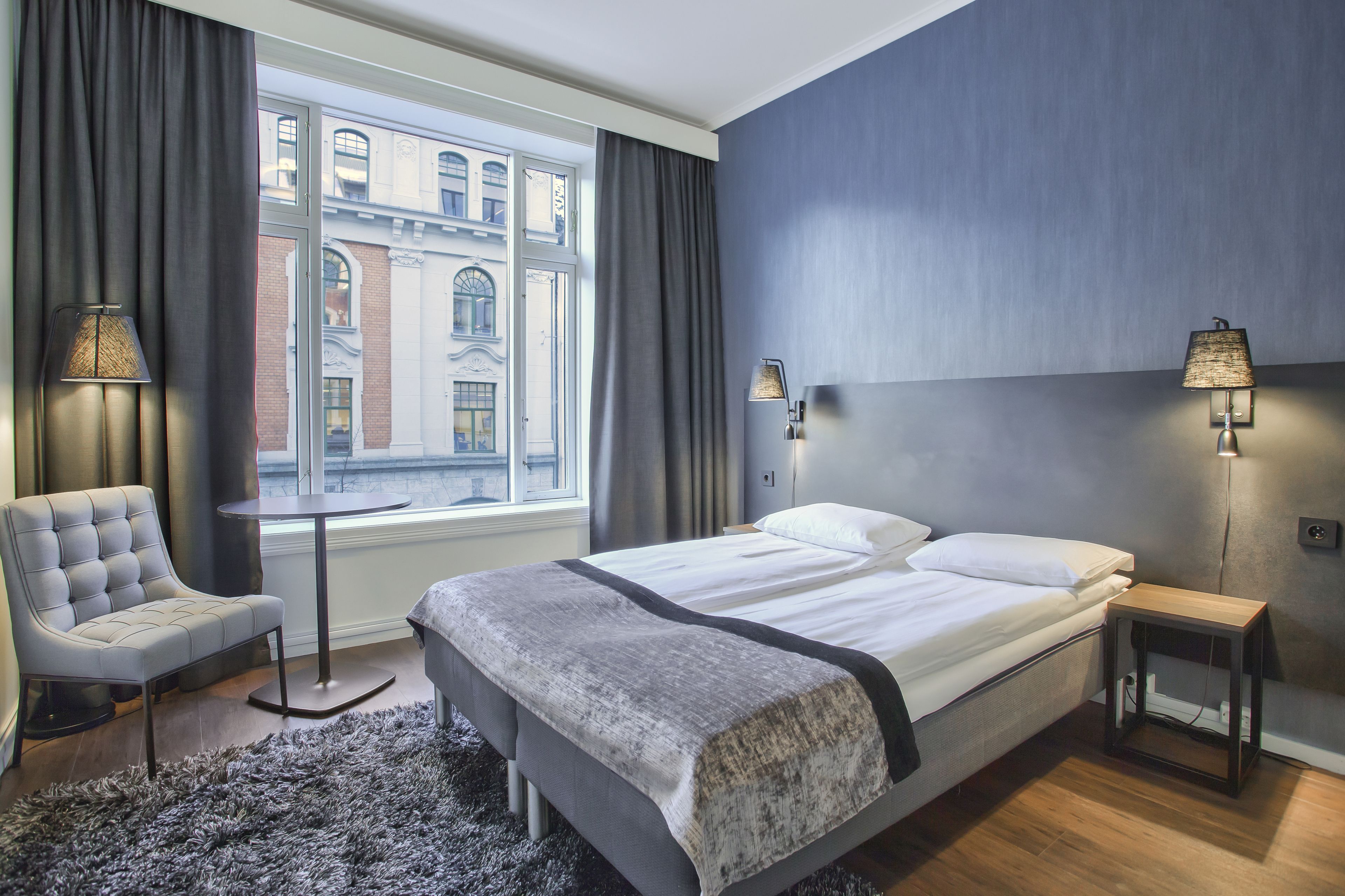 Dobbeltrom – standard | Blendingsgardiner, wi-fi (inkludert) og sengetøy