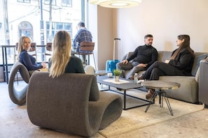 منطقة الجلوس في الردهة