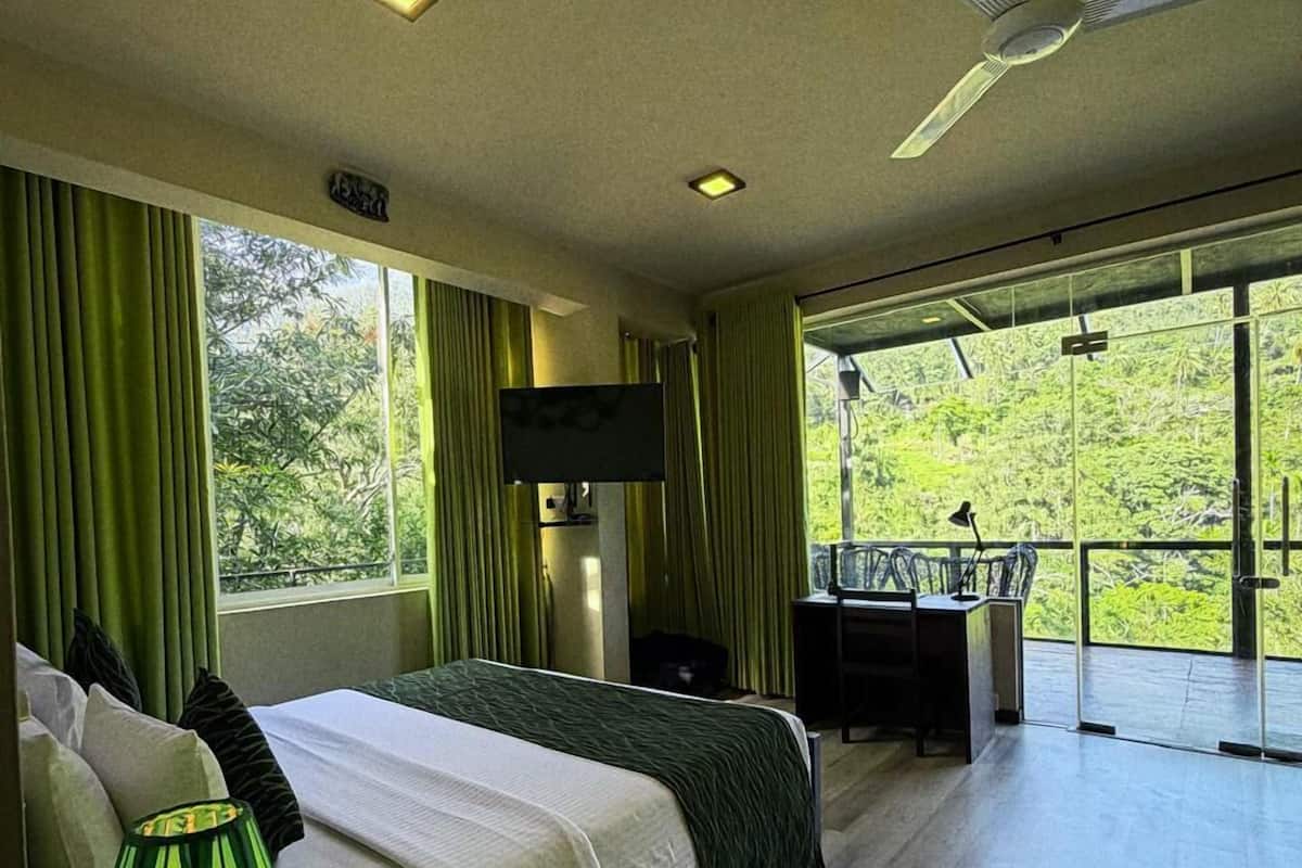 Ropa de cama de alta calidad, cubrecamas y artículos del minibar gratis