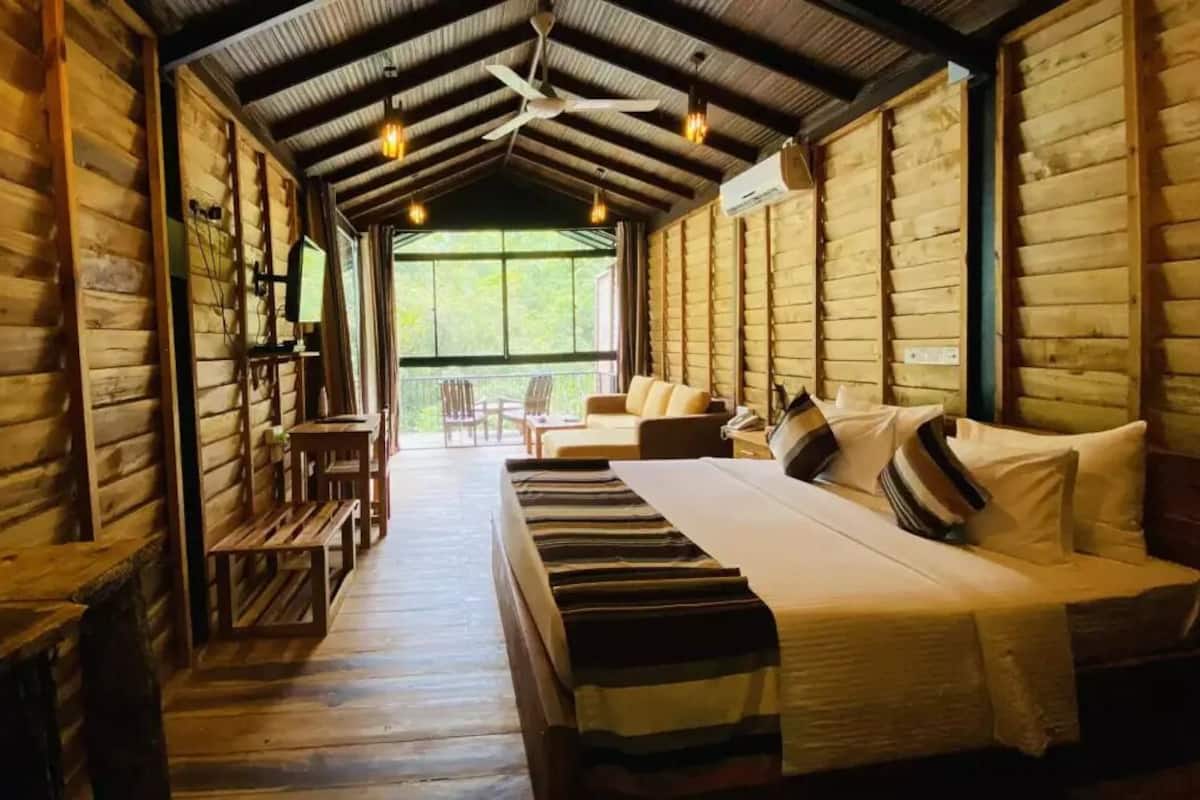 Ropa de cama de alta calidad, cubrecamas y artículos del minibar gratis