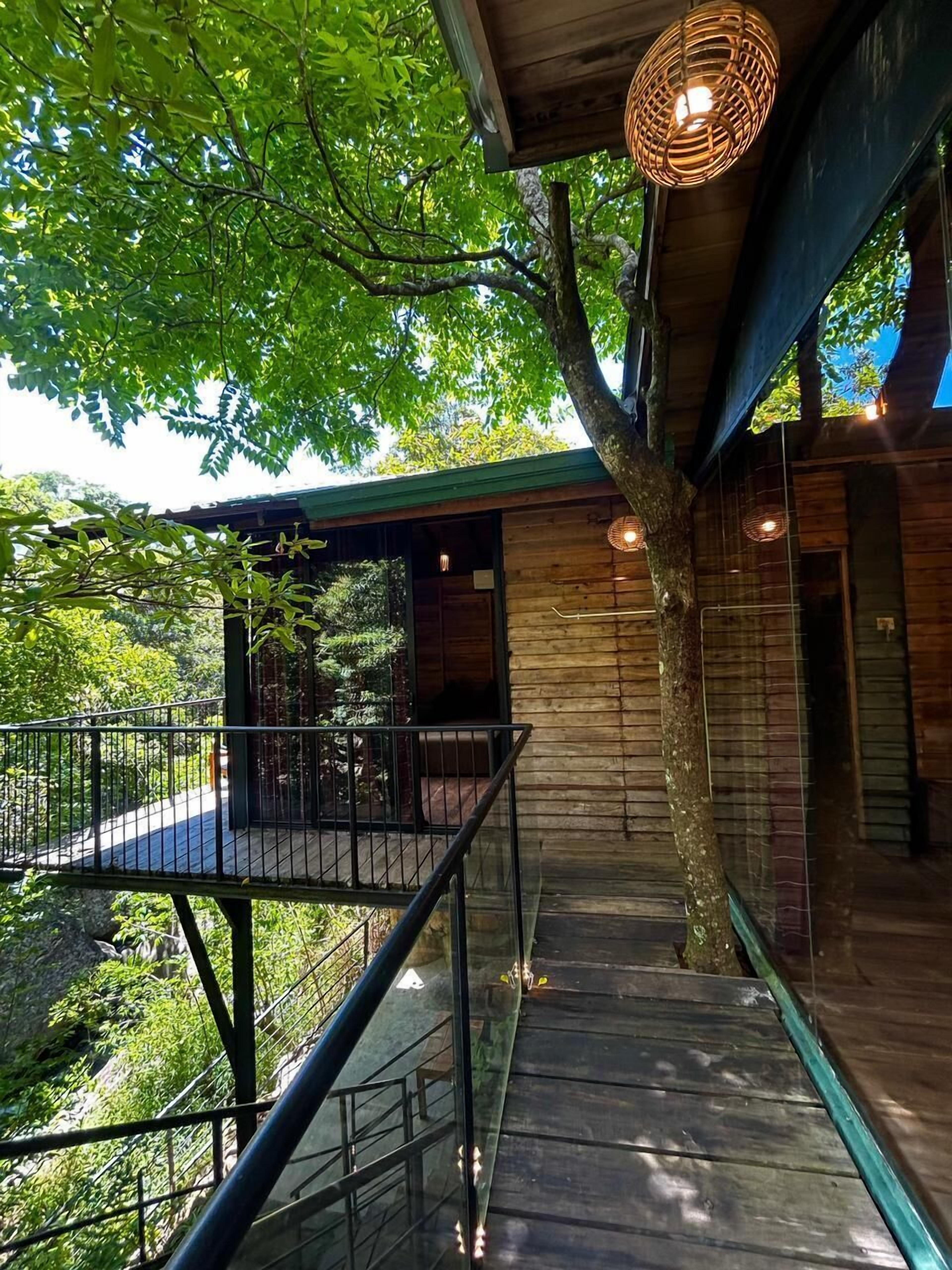 Nature's Royalty, River Villa | Premium bedding, down comforters, free minibar items, in-room safe