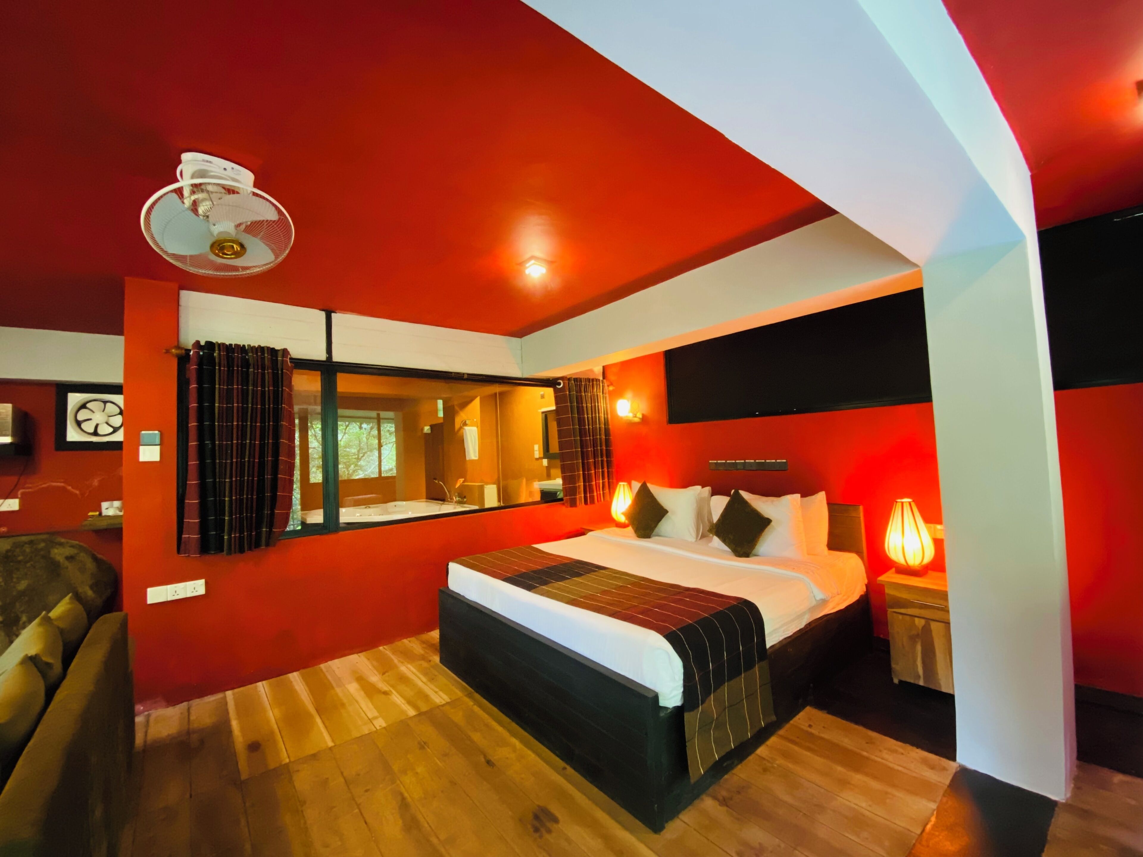 Romantic River Suite