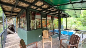 Romantic River Suite | Balcony