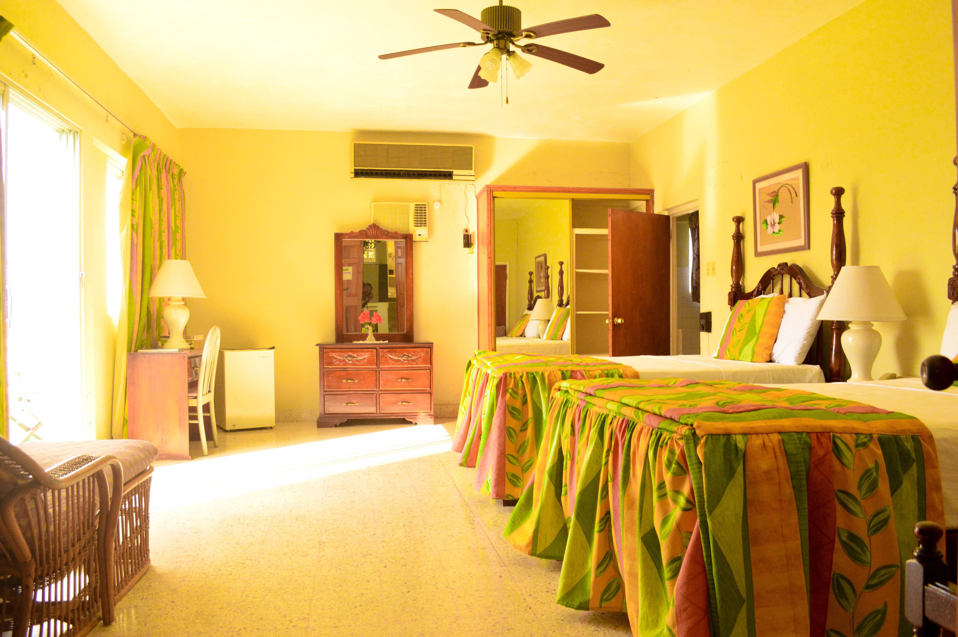 Economy Room, 2 Double Beds | Bed sheets