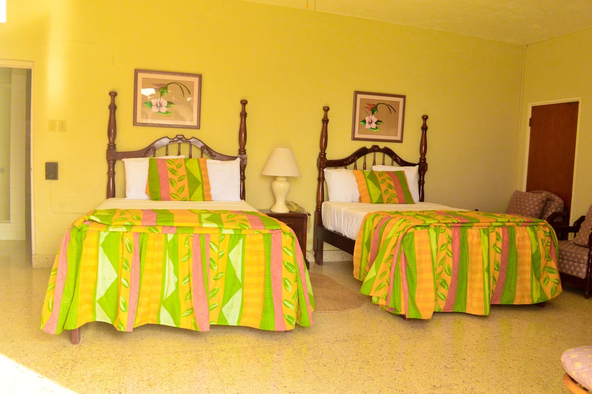 Economy Room, 2 Double Beds
