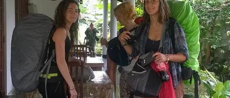 Lunch and dinner served, Regional cuisine