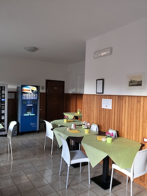 Lobby - Domus Getsemani (Rome)