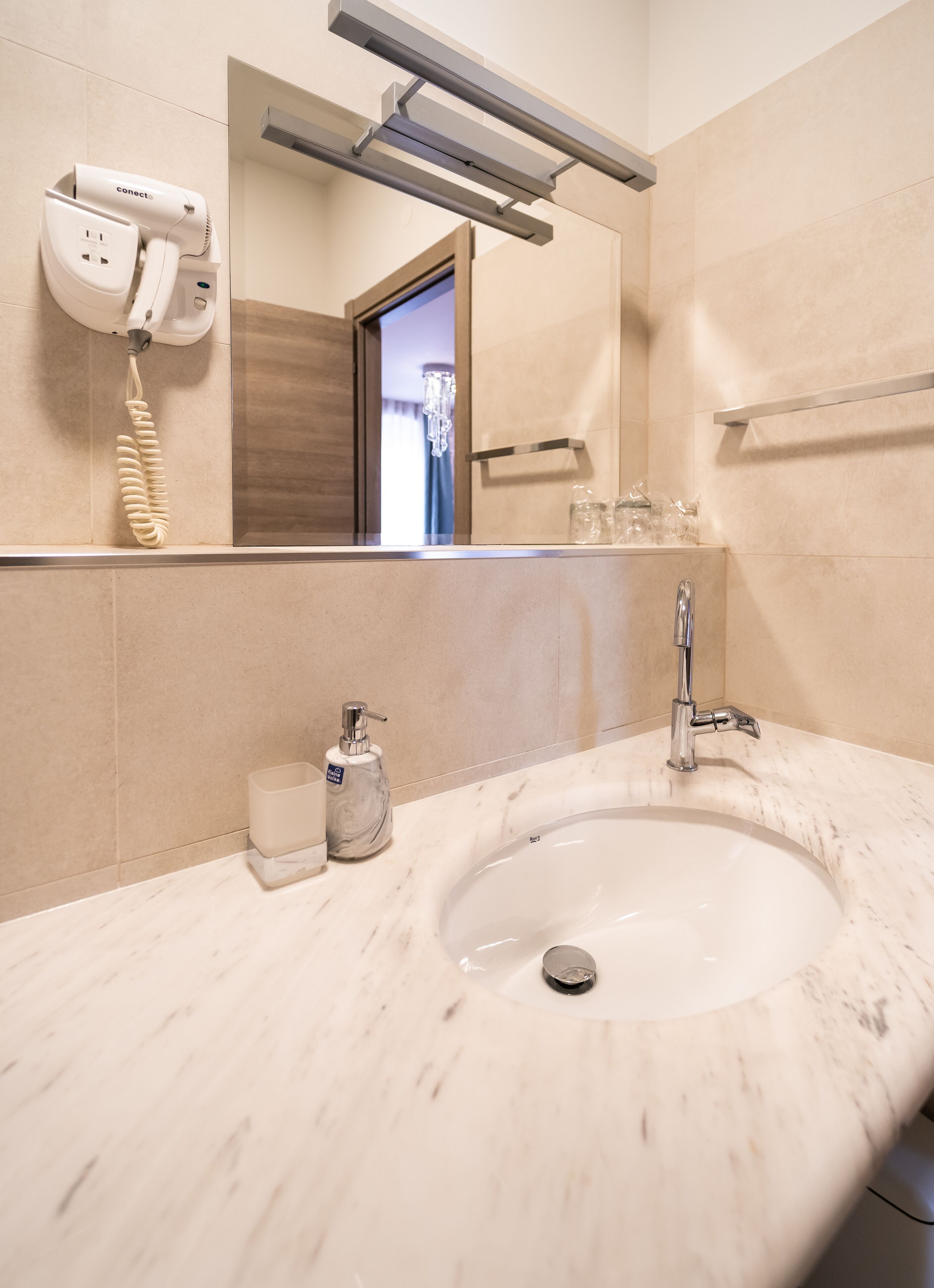 Foto - Tifani Luxury Rooms 2