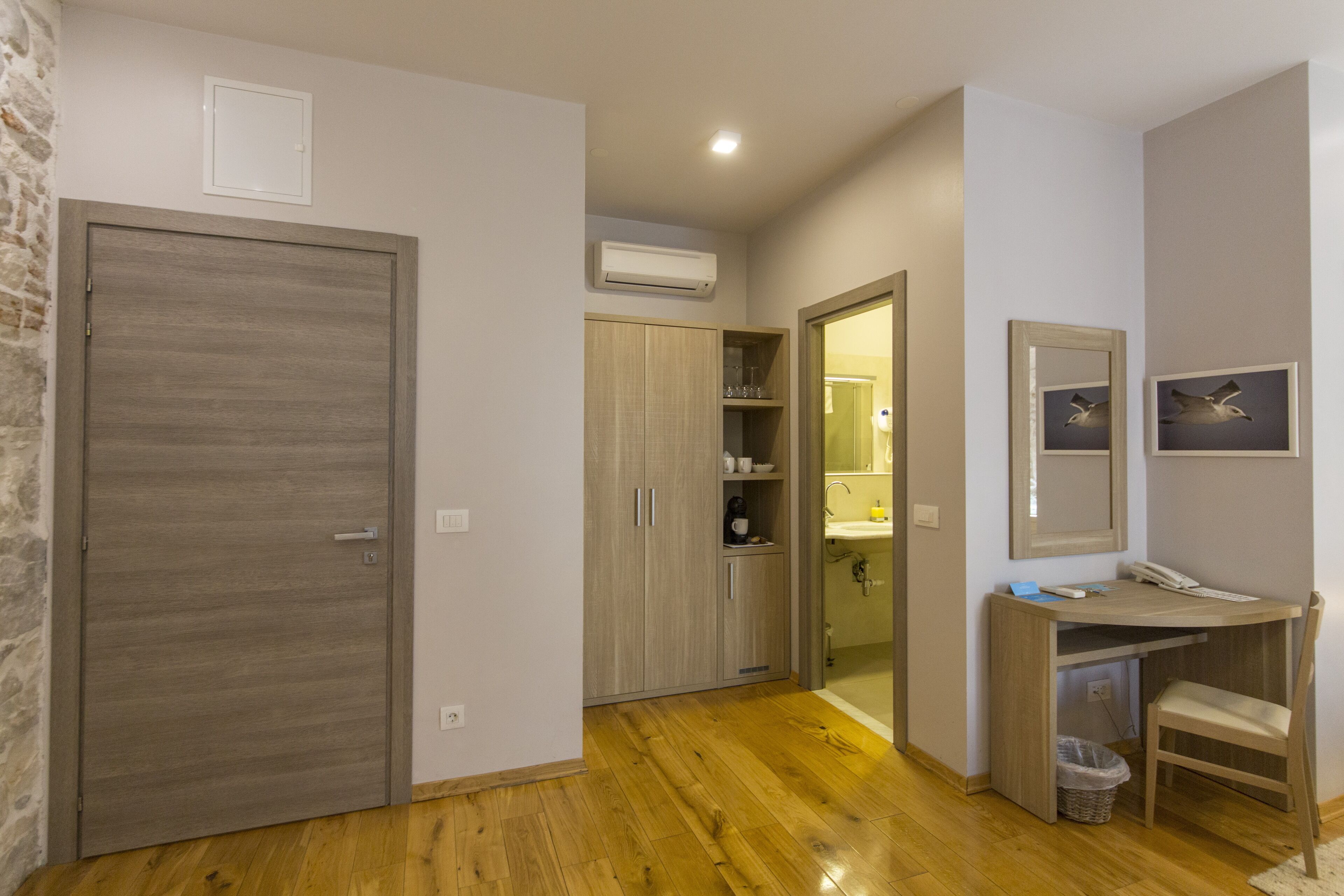 Foto - Tifani Luxury Rooms 2
