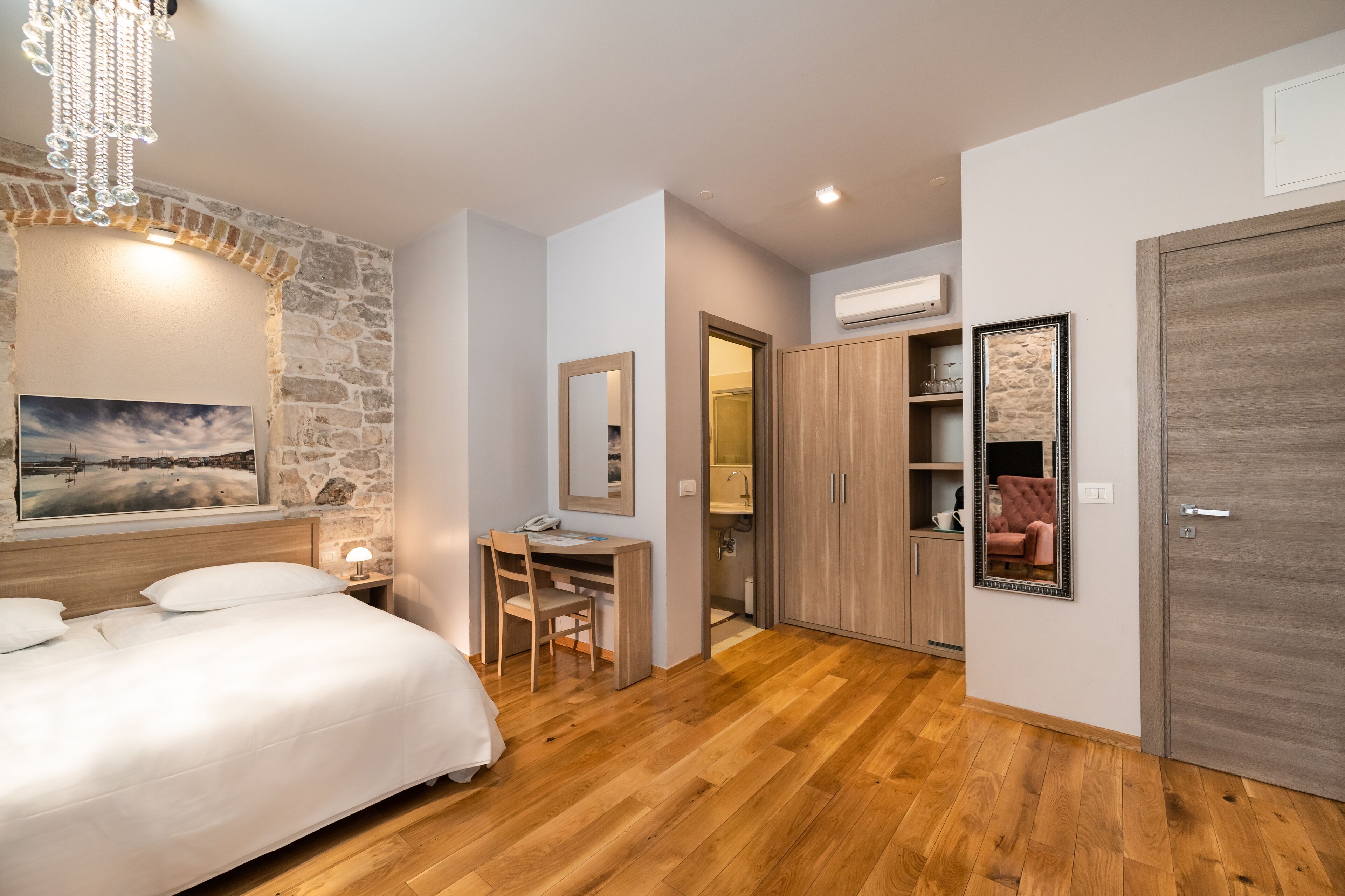 Tremannsrom | Skrivebord, strykejern/-brett og wi-fi (inkludert)