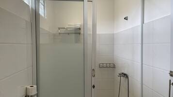 Deluxe Bungalow, 1 Queen Bed, Kitchen, Garden View | Bathroom | Shower, hydromassage showerhead, designer toiletries, hair dryer