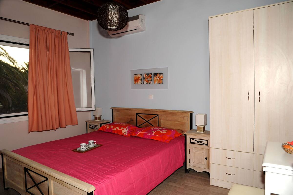 Superior Apartment, 1 Bedroom, Sea View | In-room safe, individually decorated, blackout curtains