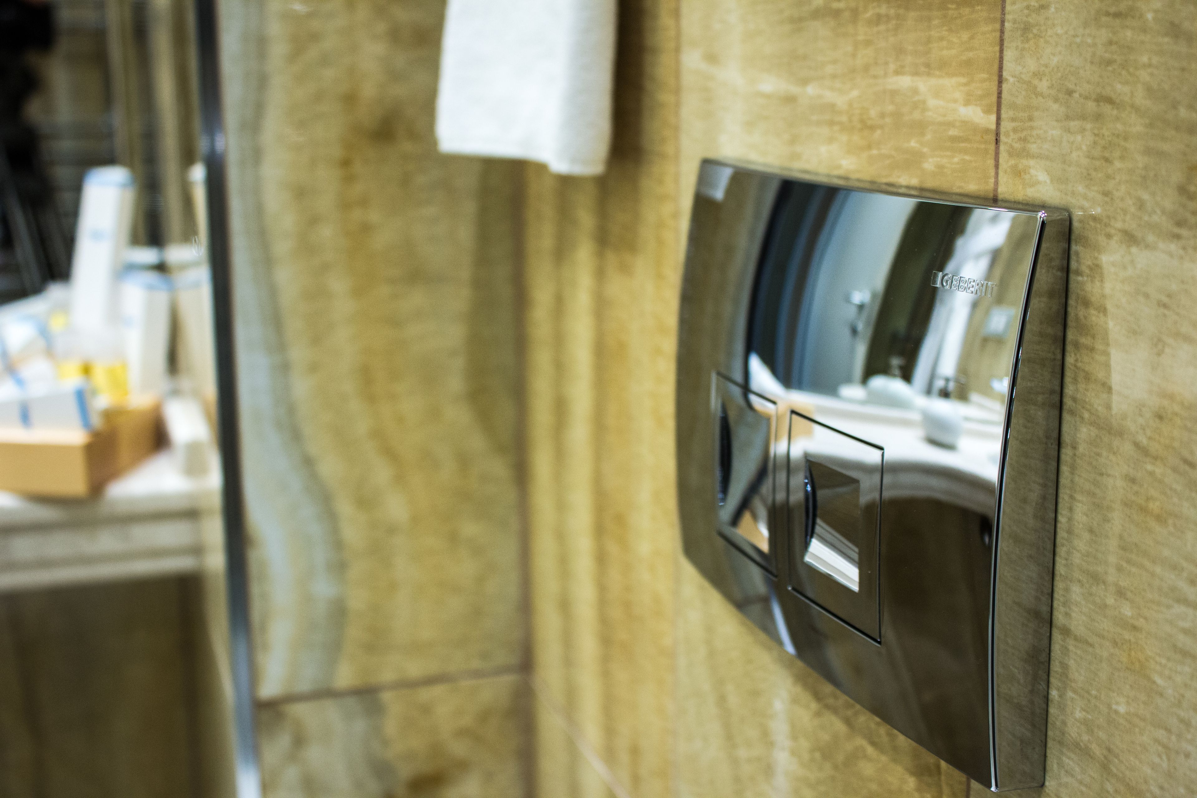 superior twin room, 1 bedroom | bathroom | free toiletries, hair dryer, bathrobes, slippers