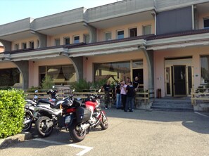 Entrée de l’hébergement