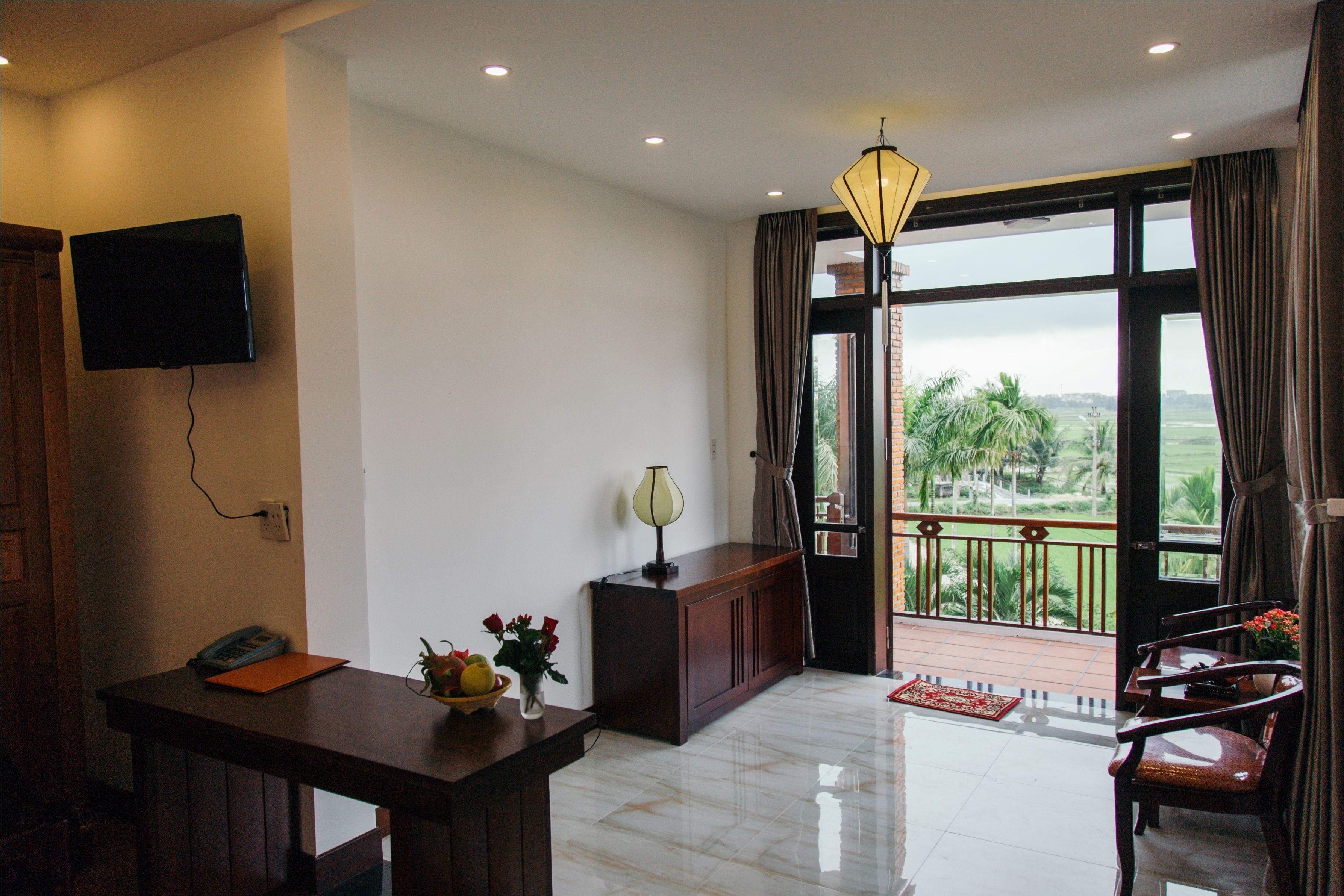 deluxe room, pool view | minibar, in-room safe, individually decorated, individually furnished