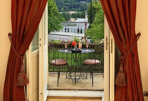 Charles Bridge Suite | Balcony