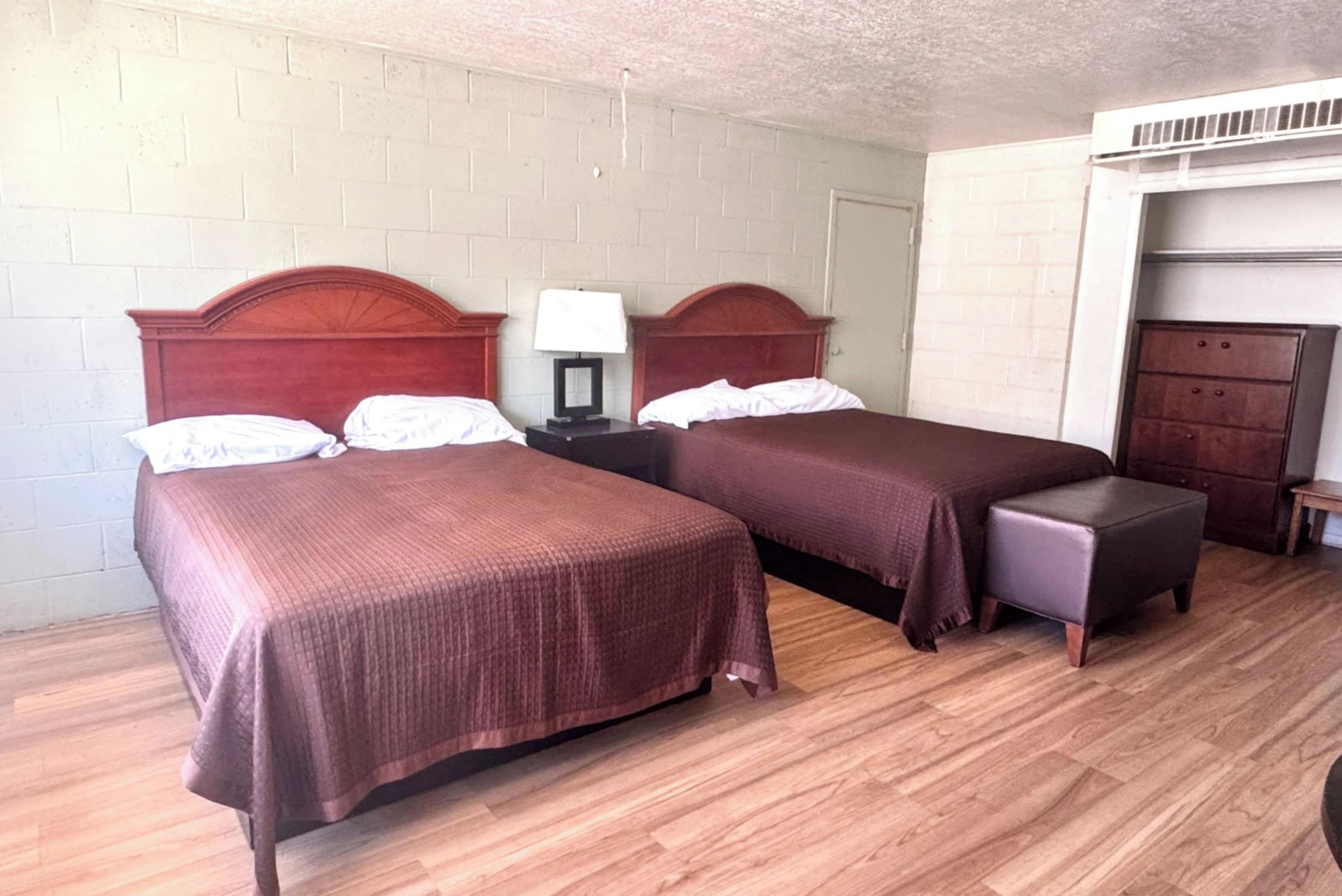 Room, 2 Queen Beds, Non Smoking | Desk, WiFi (free), bed sheets