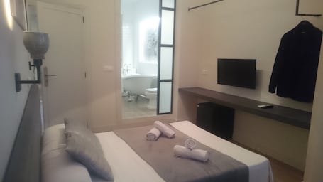 Cortinas blackout y wifi gratis . NWT Central Station Valencia