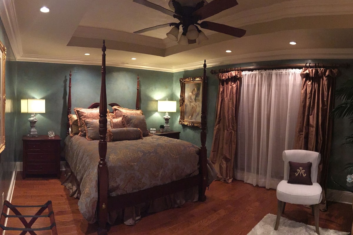 Luxury Suite, 1 Bedroom, Garden View | 1 bedroom, Egyptian cotton sheets, premium bedding, down comforters