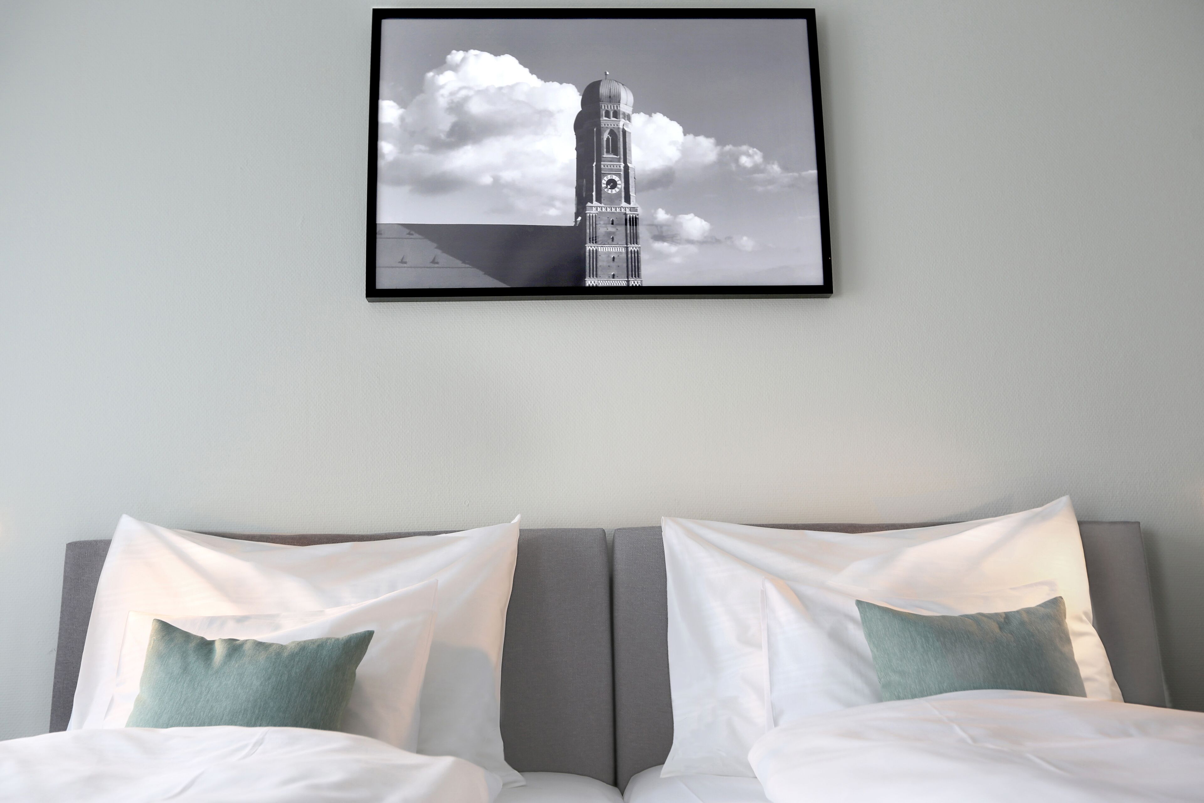 double room | 1 bedroom, hypo-allergenic bedding, in-room safe, desk