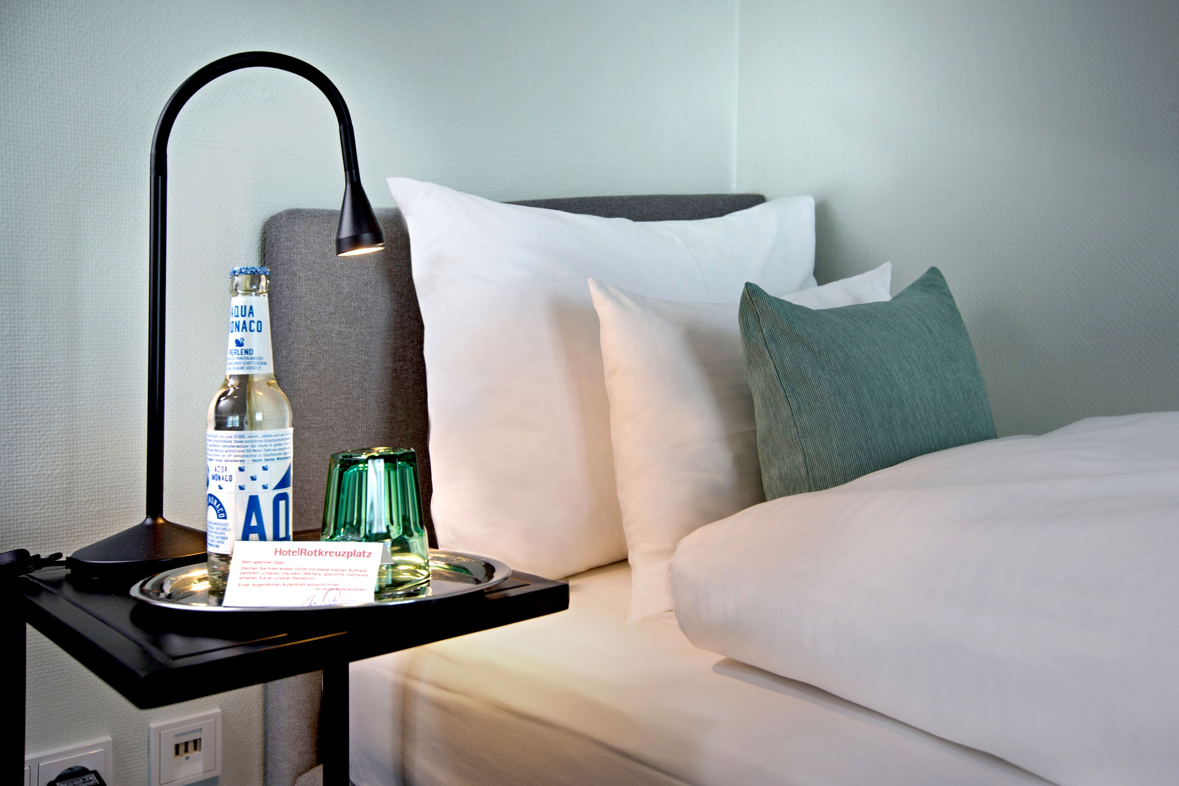 single room | 1 bedroom, hypo-allergenic bedding, in-room safe, desk