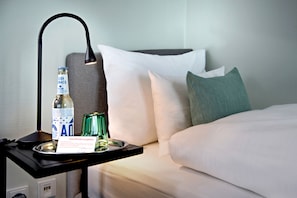Single Room | Hypo-allergenic bedding, in-room safe, desk, blackout drapes - Hotel Rotkreuzplatz (Munich)