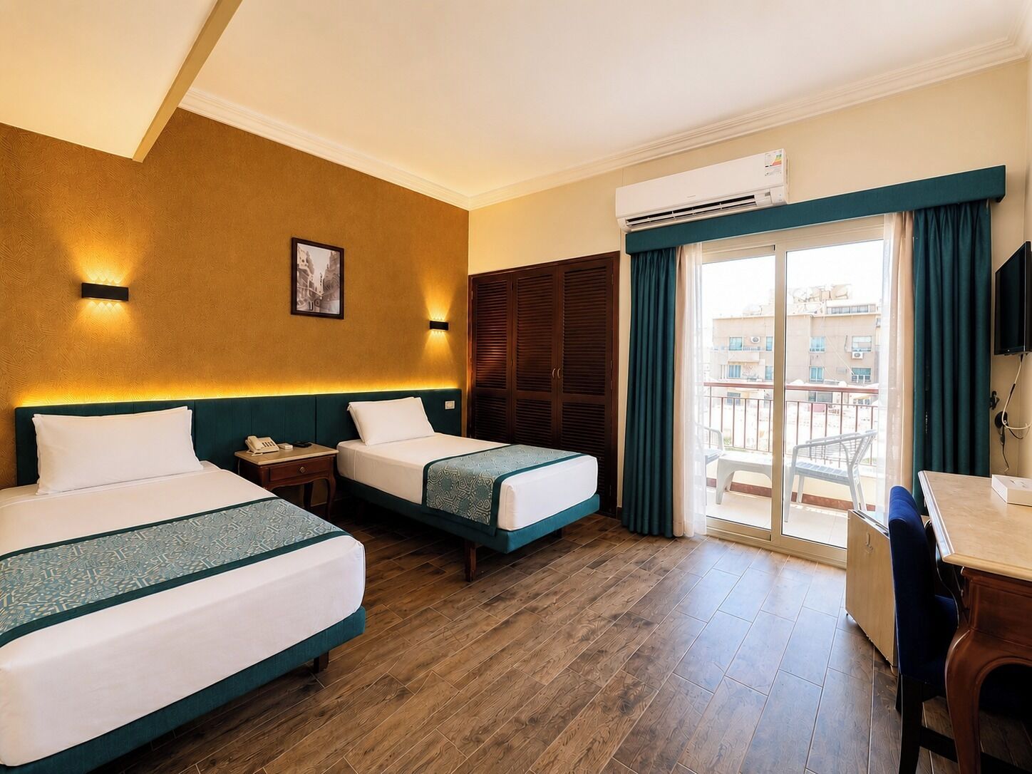 Standard Double or Twin Room | 1 bedroom, minibar, soundproofing, bed sheets