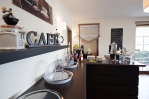 Cafe