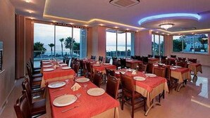 Dining - Venessa Beach (Alanya)