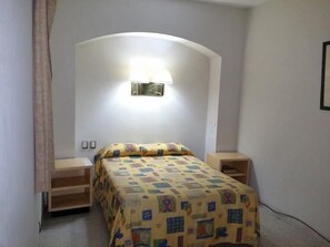 Room - Hotel Leon (León)