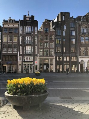 View from property - Hotel The Exchange (Amsterdam)