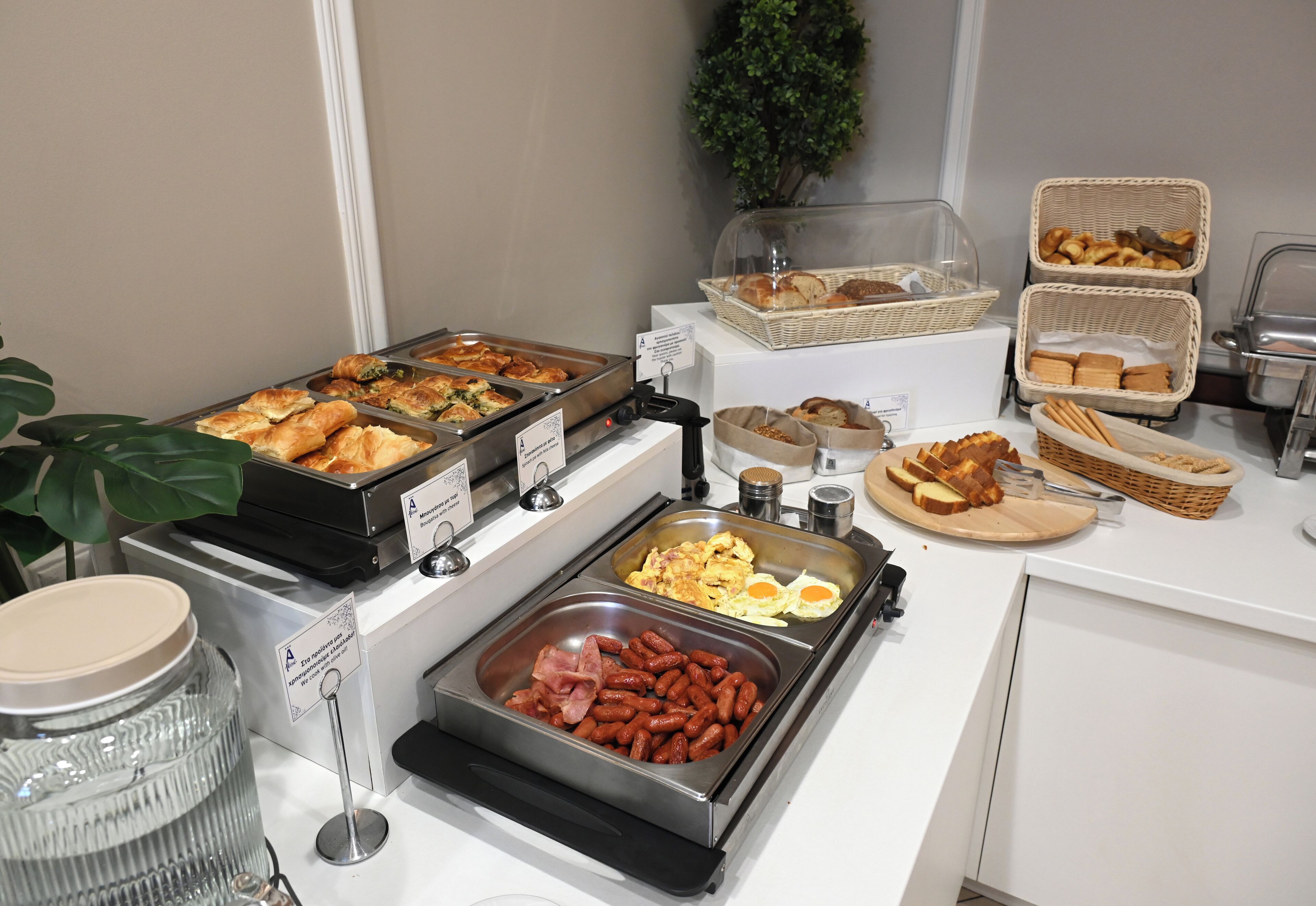 daily buffet breakfast (eur 7 per person)
