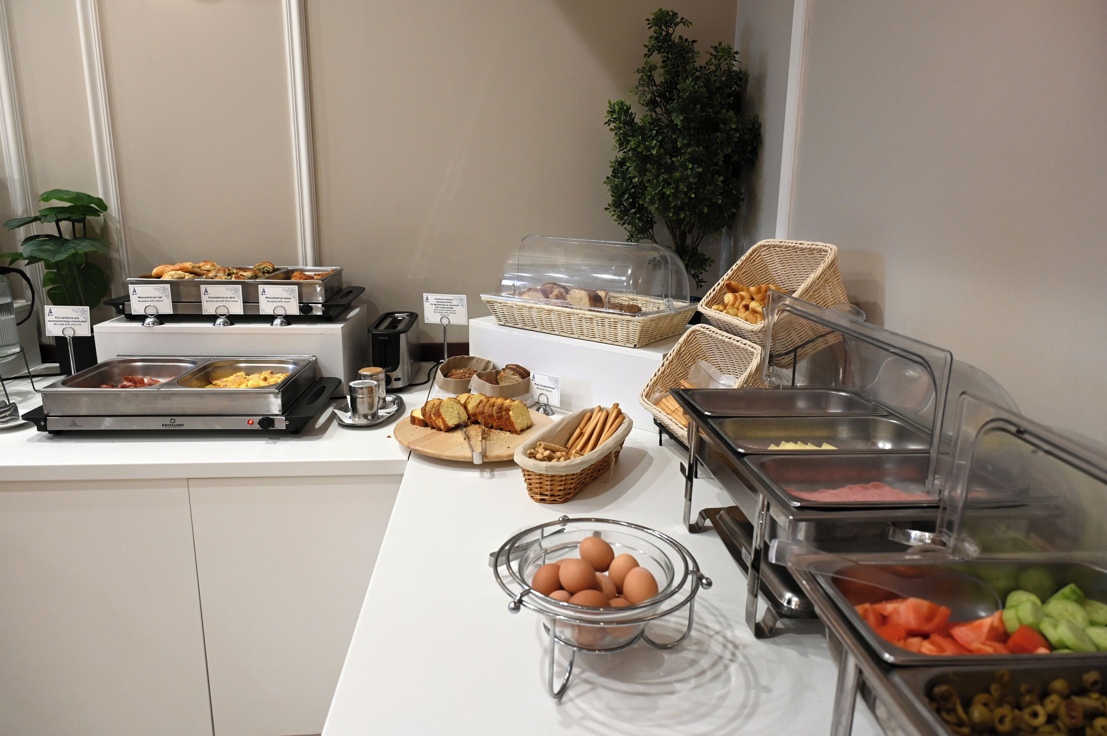 daily buffet breakfast (eur 7 per person)