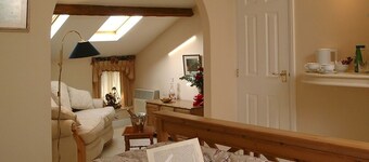 The Longham White Horse