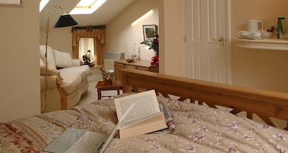 The Longham White Horse