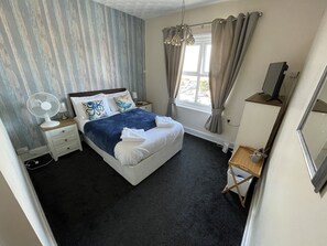 Standard-Doppelzimmer, mit Bad, Meerblick