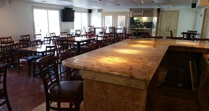 The Amethyst Beach Motel