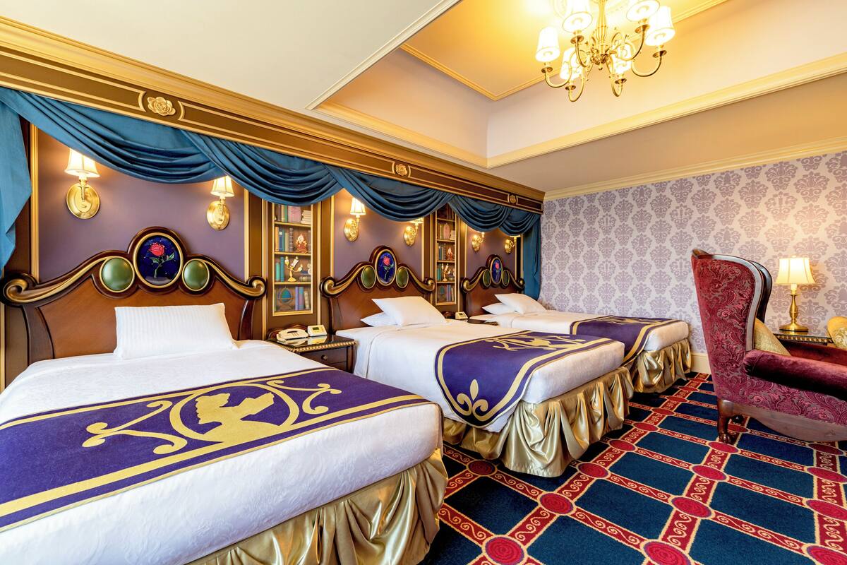 Rom, ikke-røyk (Beauty and the Beast, 1st-9th Floors) | Dundyner, safe på rommet, blendingsgardiner og wi-fi (inkludert)